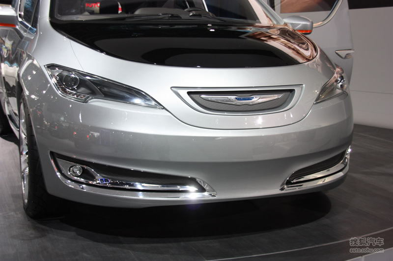 克莱斯勒700c概念车北美车展实拍