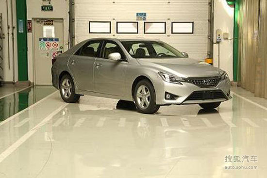 丰田新锐志谍照