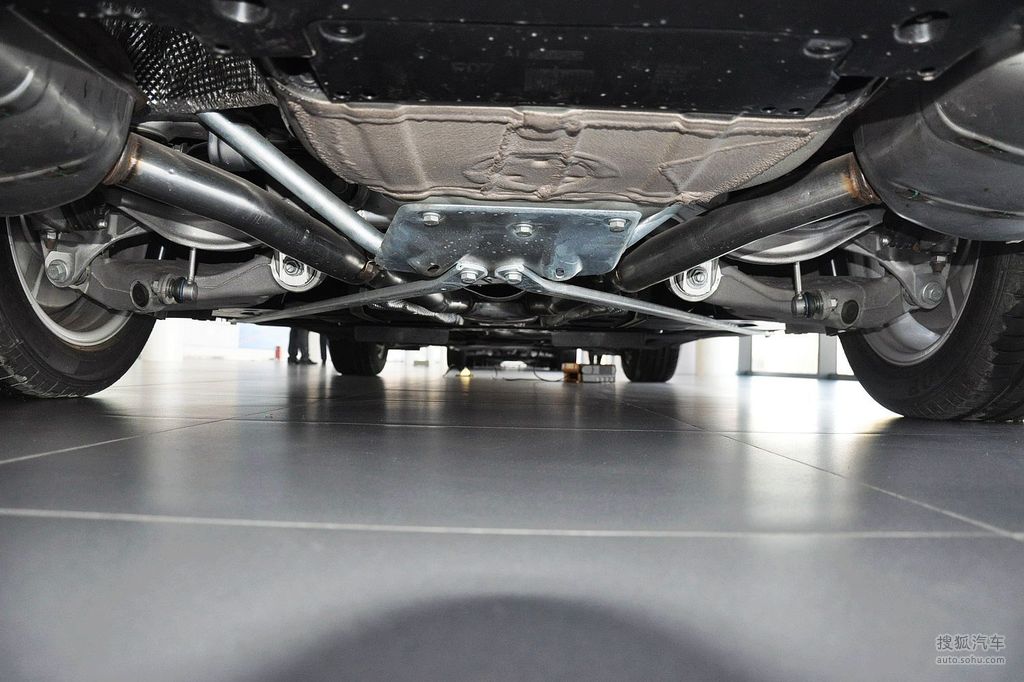 宝马5系gt2013款535i xdrive豪华型底盘/动力t2364227高清图片_图库