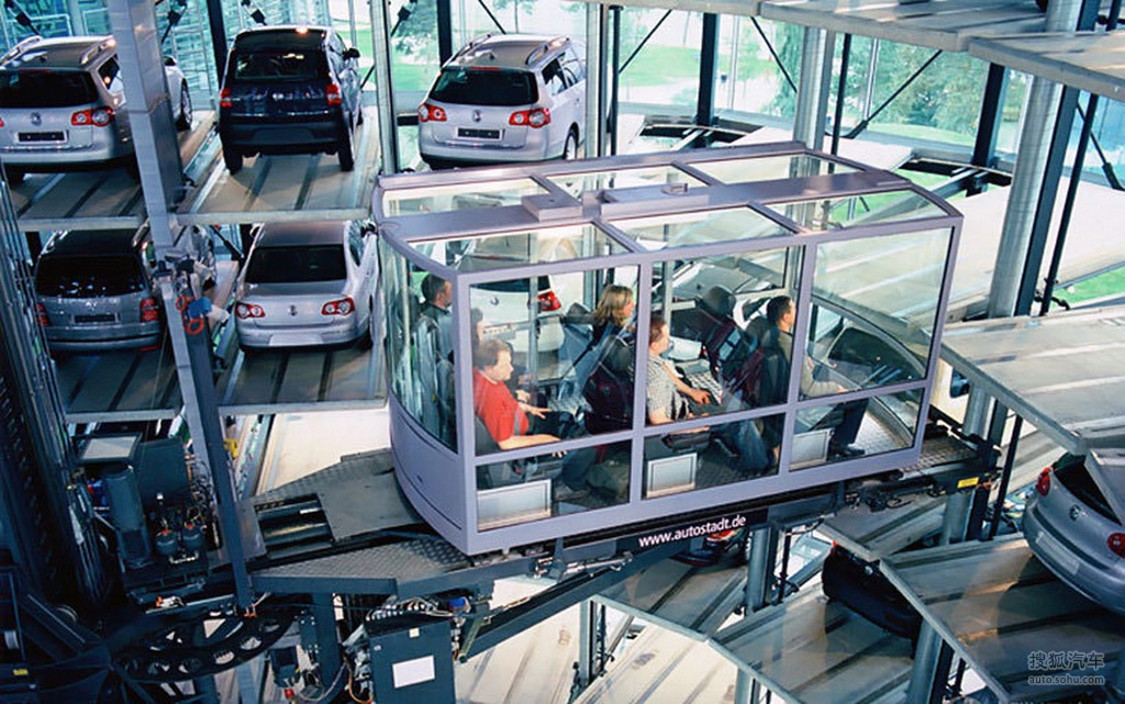 还愁没地方停车全球最牛全自动立体停车楼