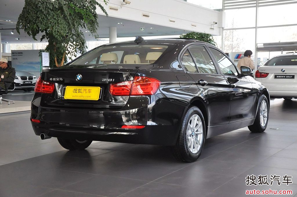 2014款宝马316i进取型