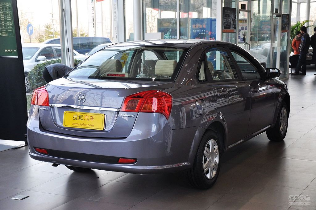 6lx-at外观铂灰g673251图片_图库_搜狐汽车