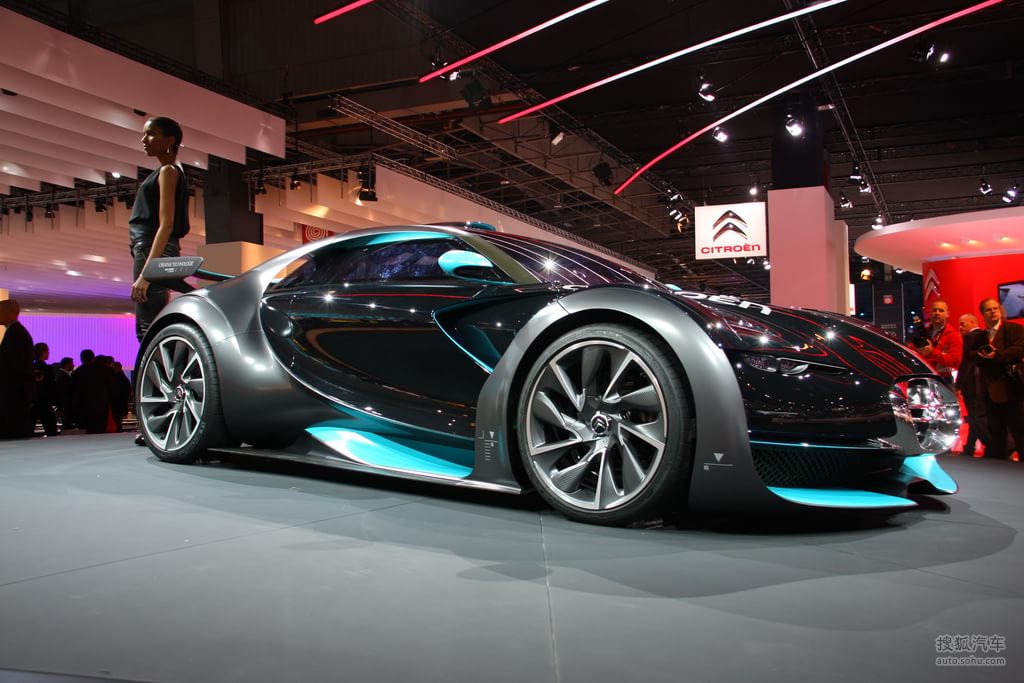 雪铁龙survolt概念车巴黎车展实拍