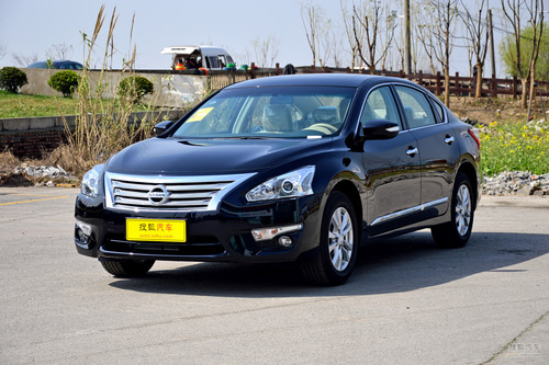 实拍2013款东风日产天籁 2.5l xl领先版