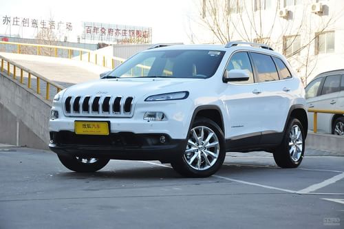 濟南全新jeep自由光展車到店訂金一萬