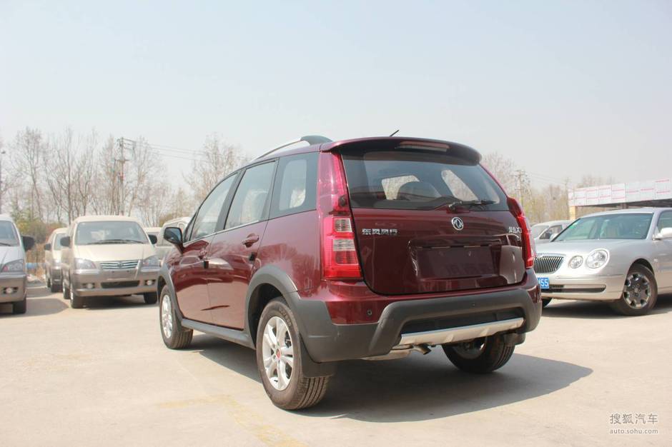 东风风行景逸x3动力 实拍东风风行2014款景逸x3