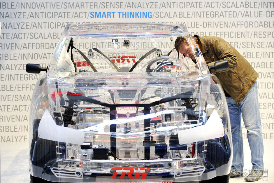 高端大气上档次形形色色的透明汽车