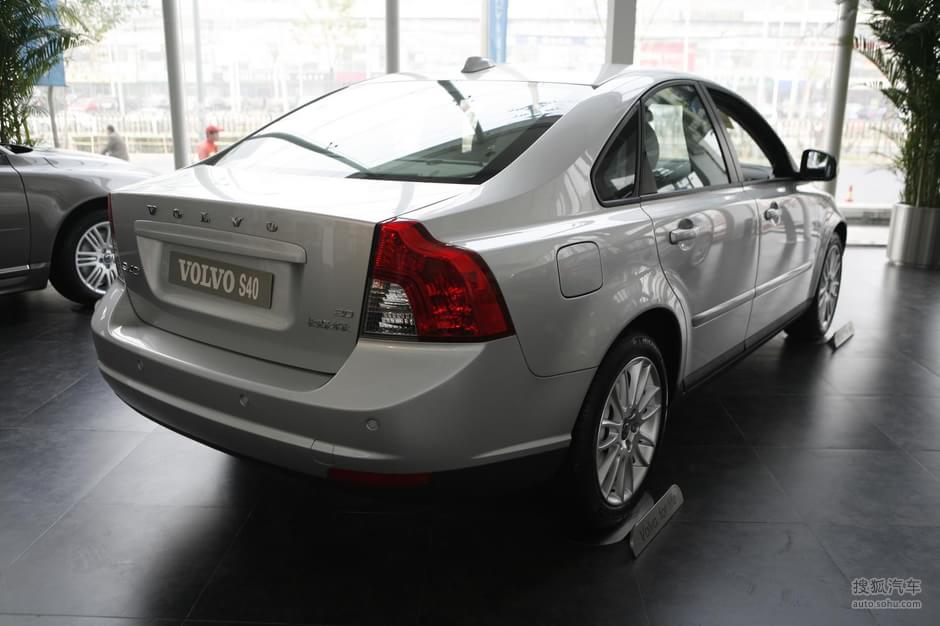 福特和沃尔沃哪个好 福特发动机好还是沃尔沃的发动机好