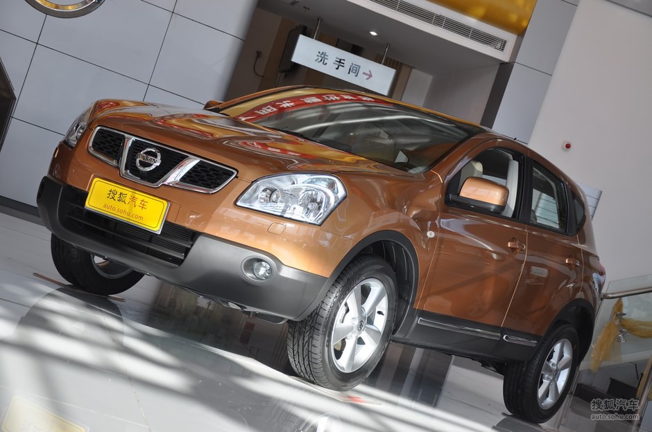 日产 东风日产 逍客 2011款日产逍客2.0xv龙 cvt四驱到店实拍