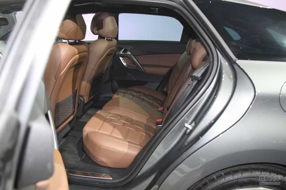 雪铁龙ds5发布会现场实拍