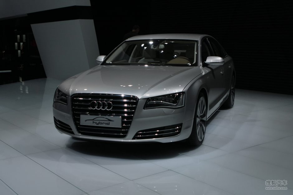 奥迪a8 hybrid车展实拍