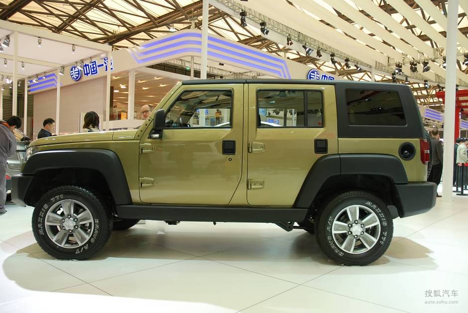 北京汽车越野b70