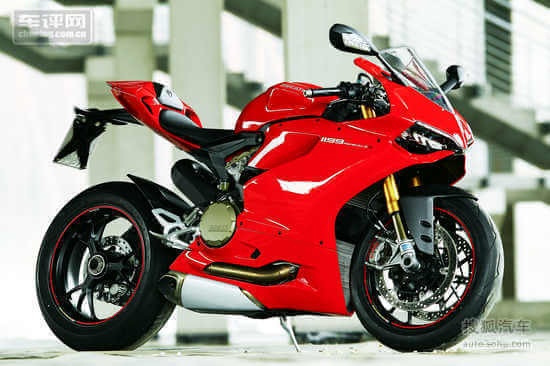 【奥迪r8与杜卡迪杂志评测(1614583)】_趣图_事件图_搜狐汽车