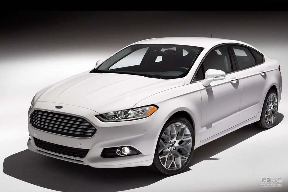 2013款福特fusion