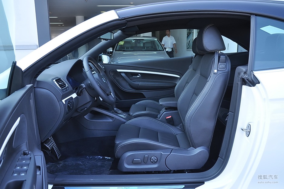 2010款大众eos 2.0tsi 手自一体 月夜版(前排座椅)